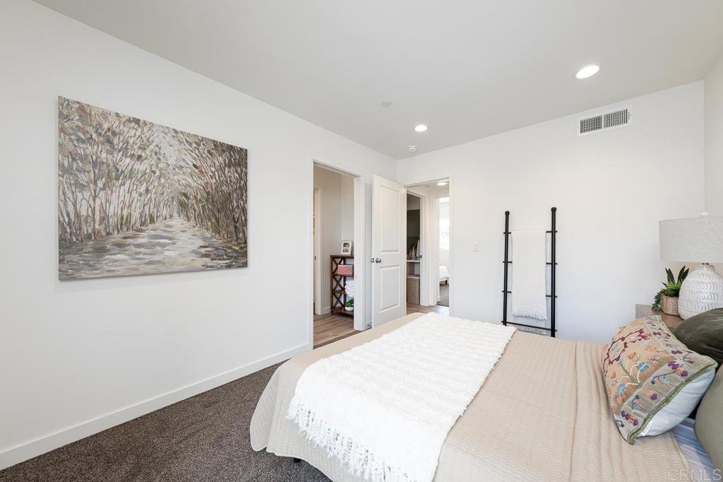 2238 Calle Chanate Property Photo 3
