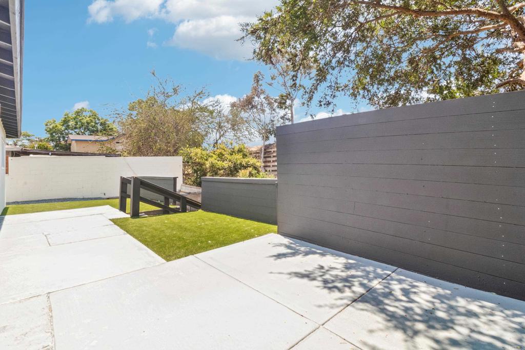 8 S Francis Street Property Photo 24