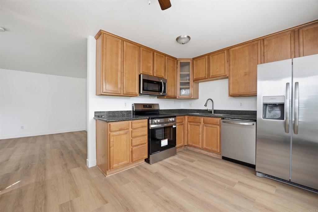 6333 College Grove Way 7107 Property Photo 6