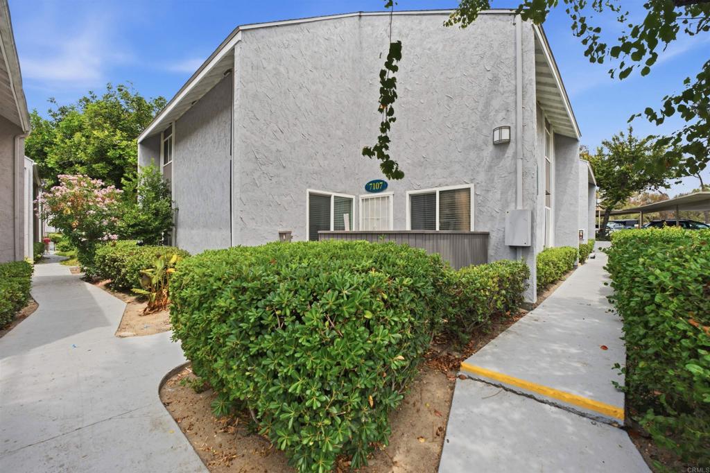 6333 College Grove Way 7107 Property Photo 17