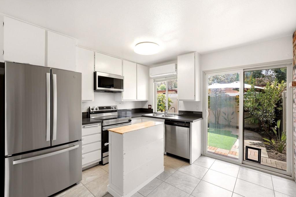 8764 Wahl Street Property Photo 7