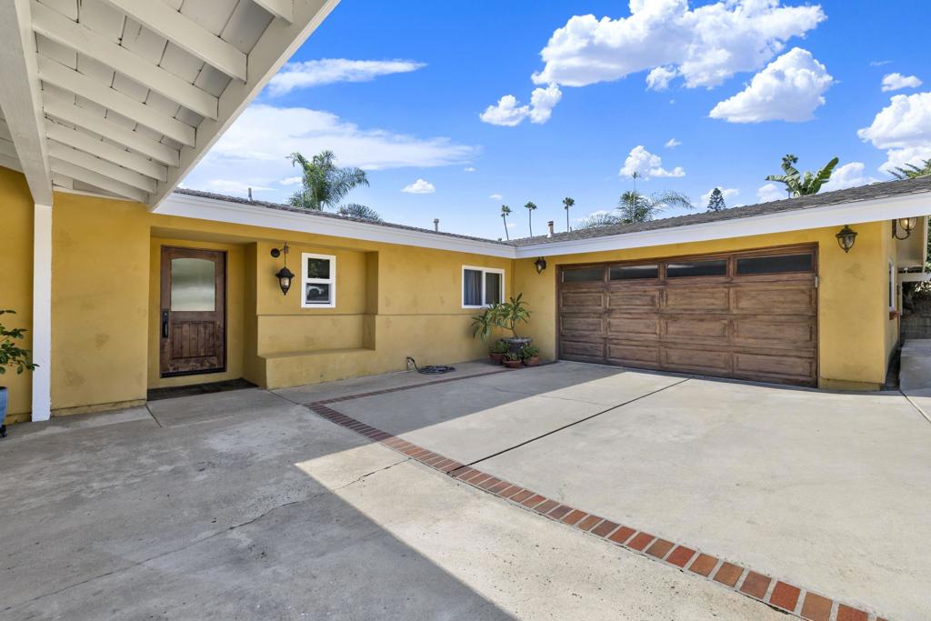 4324 Miriam Place Property Photo 8