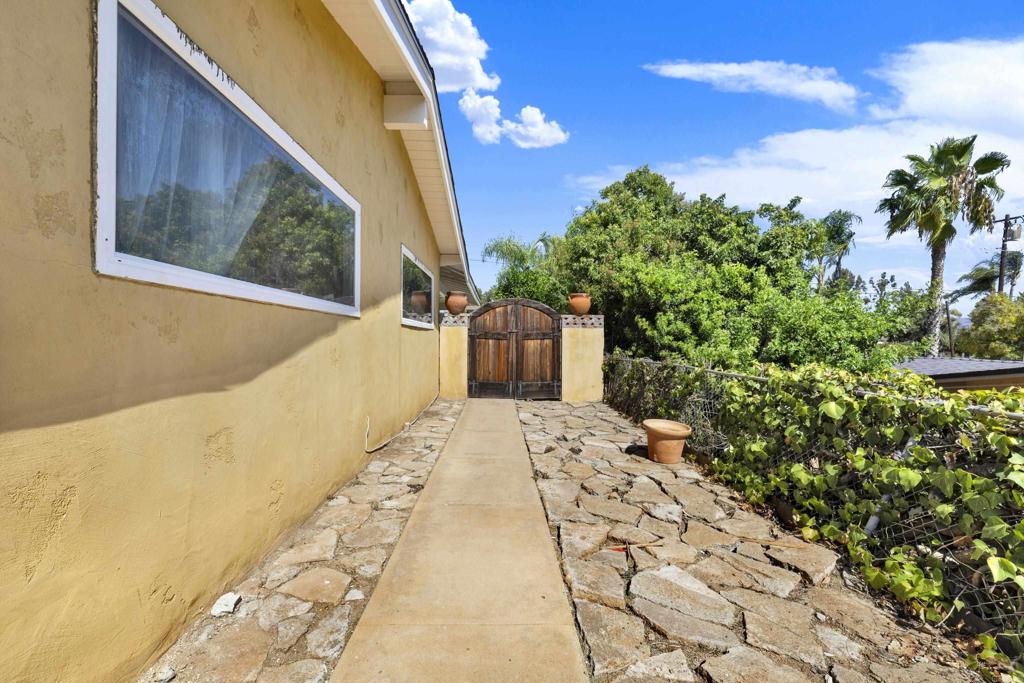 4324 Miriam Place Property Photo 38