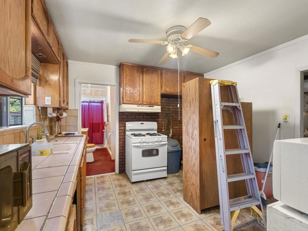 3724 30 Euclid Avenue Property Photo 28