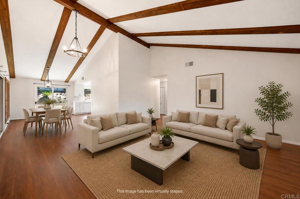 711 De Luz Road Property Photo 2