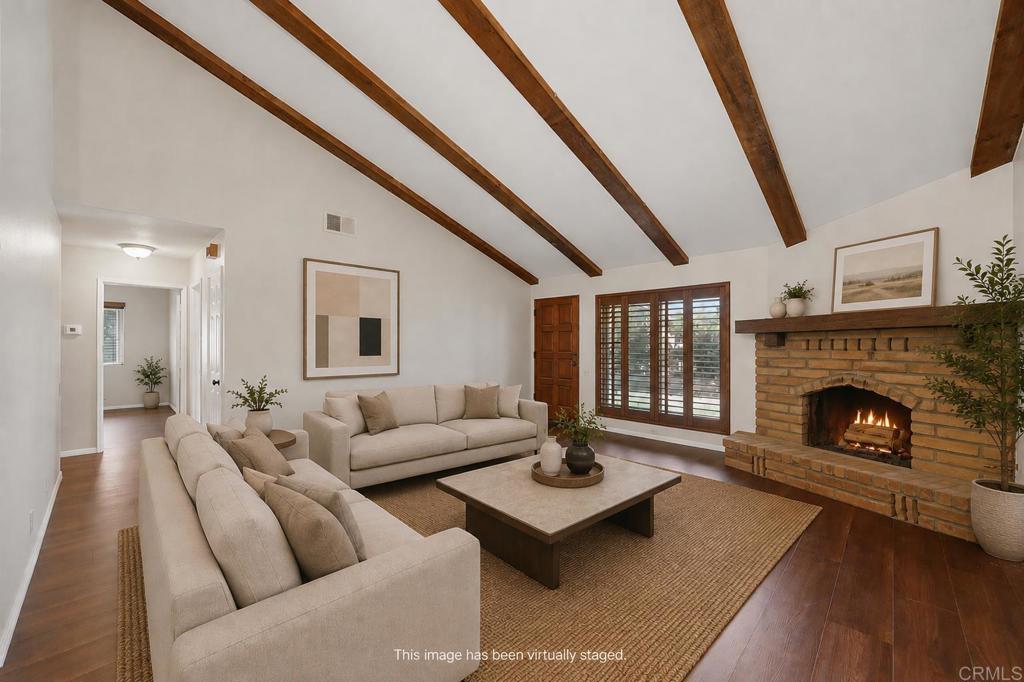 711 De Luz Road Property Photo 3