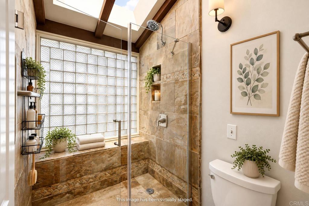 711 De Luz Road Property Photo 14