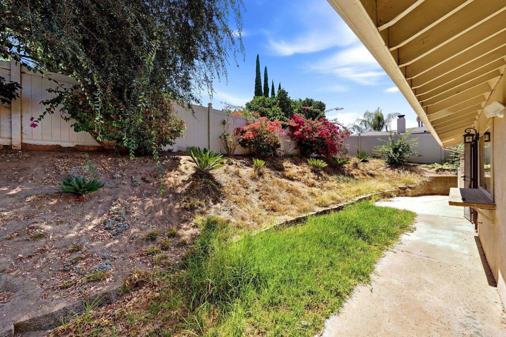711 De Luz Road Property Photo 34