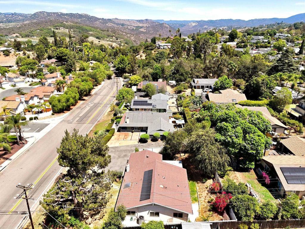 711 De Luz Road Property Photo 43