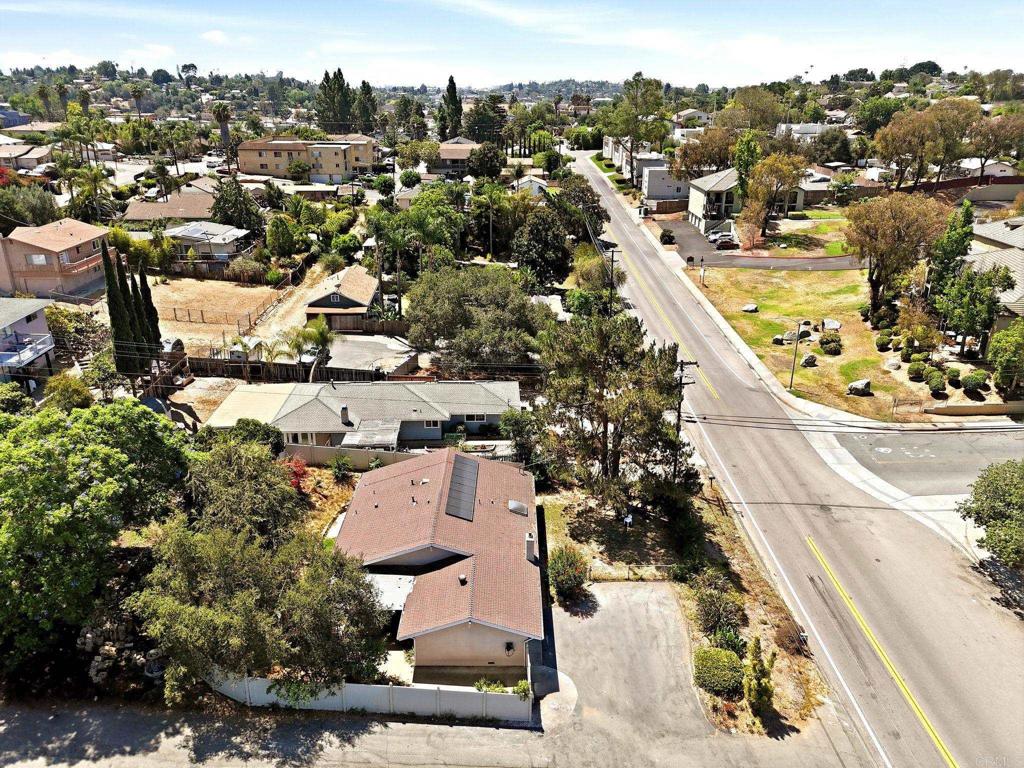 711 De Luz Road Property Photo 44