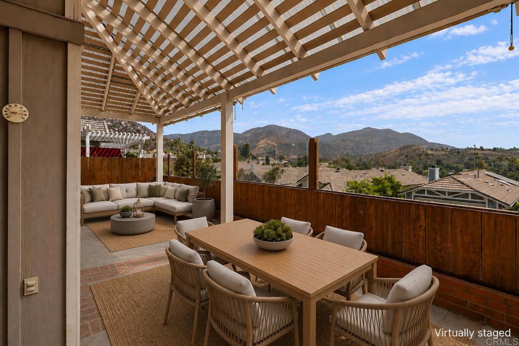 1365 Saltbush Lane Property Photo 8