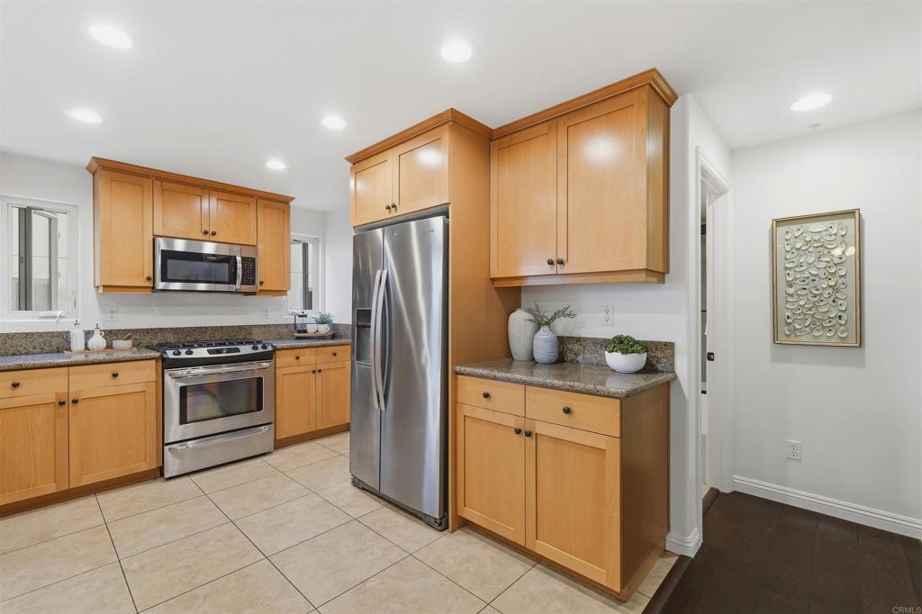 2018 Hornblend St Property Photo 7