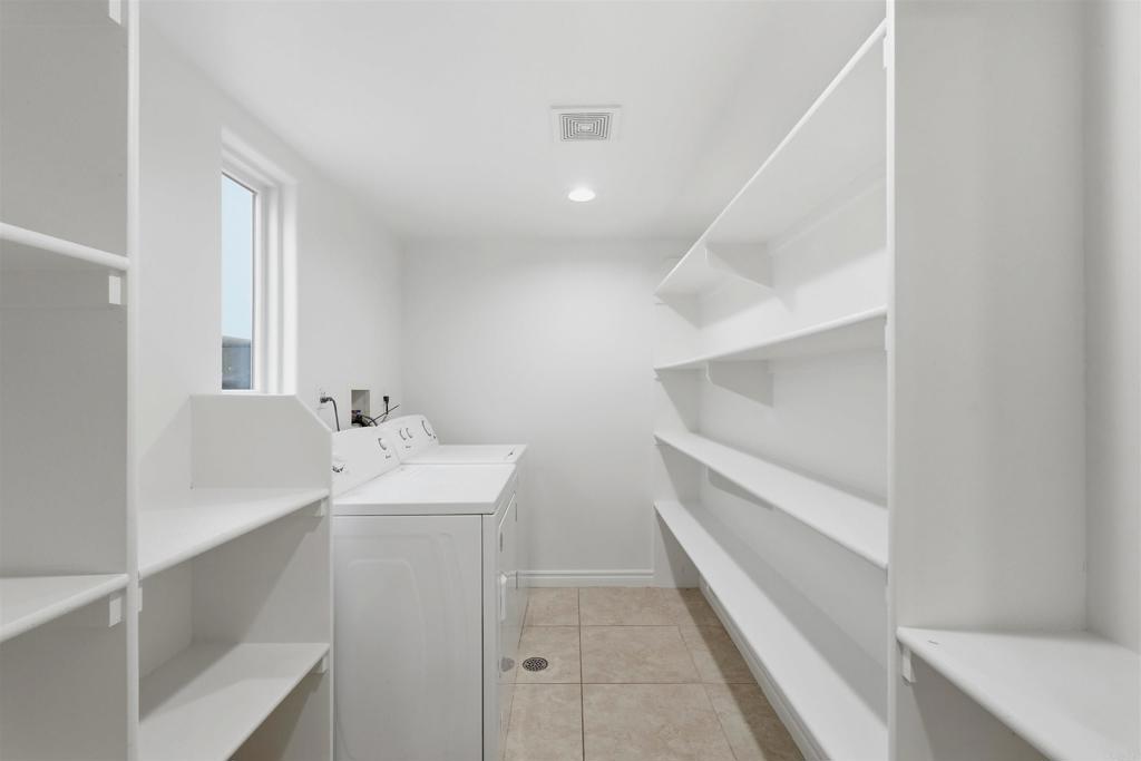 2018 Hornblend St Property Photo 9