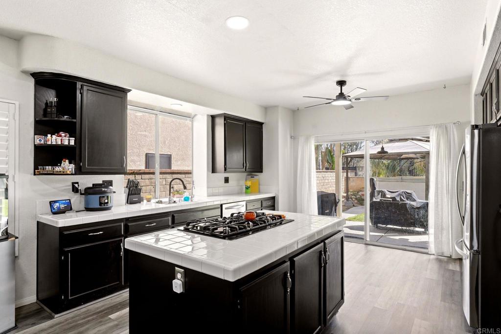 43115 Corte Fresca Property Photo 10