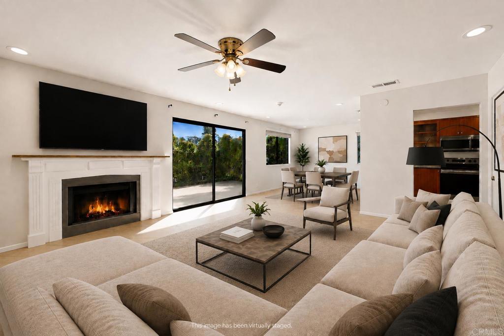 3038 Via Estrada Property Photo 3