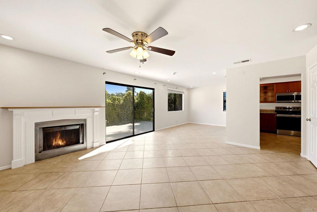 3038 Via Estrada Property Photo 10