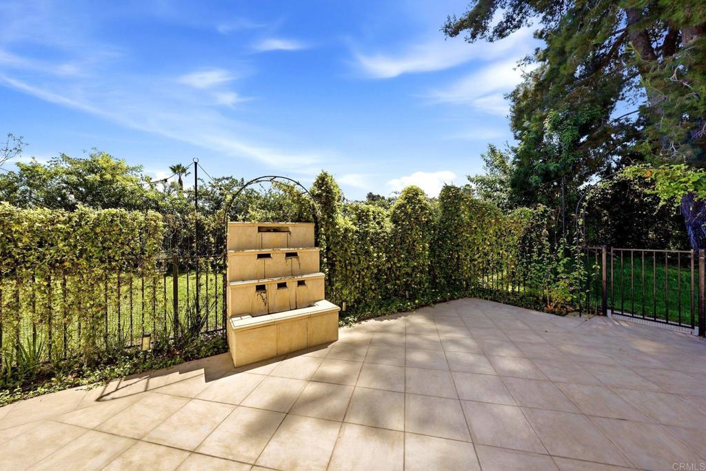3038 Via Estrada Property Photo 35