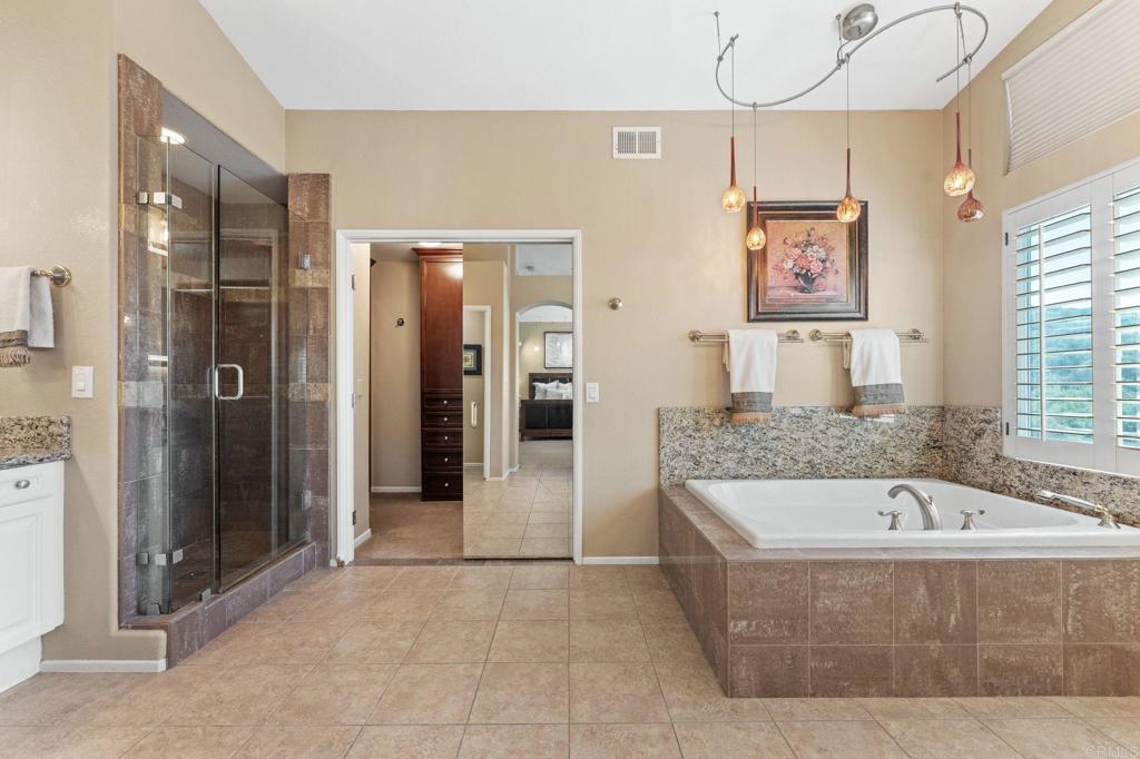 12204 Briar Knoll Way Property Photo 32