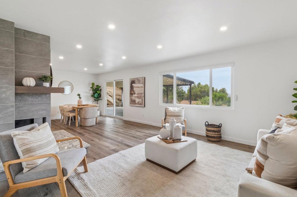 2019 Avenida Penasco Property Photo 9