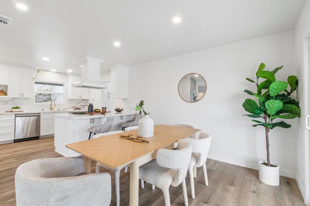 2019 Avenida Penasco Property Photo 13