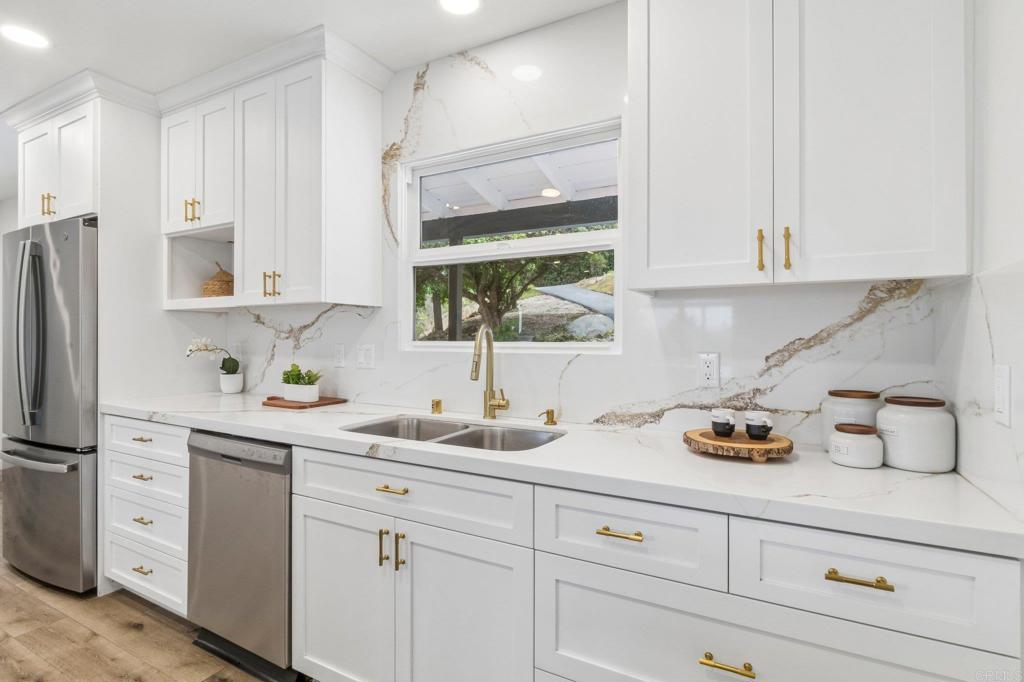 2019 Avenida Penasco Property Photo 19