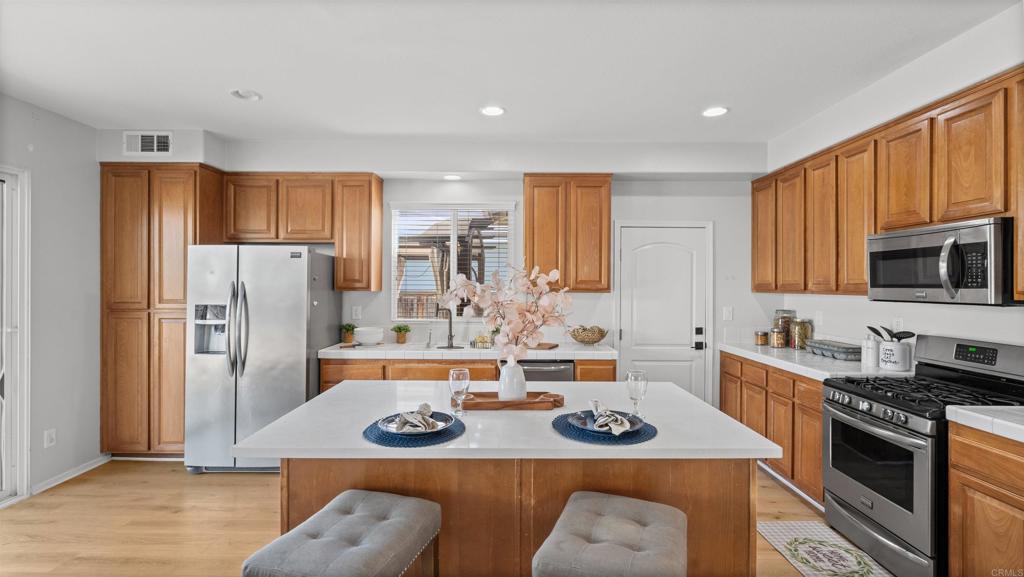 34592 Wintersweet Lane Property Photo 6