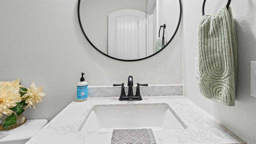 34592 Wintersweet Lane Property Photo 23