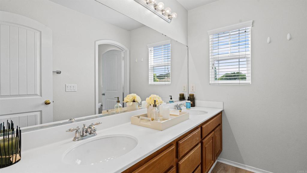 34592 Wintersweet Lane Property Photo 28