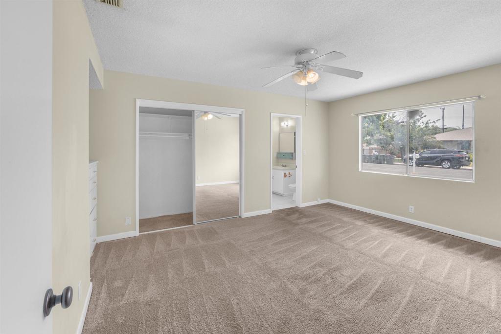 626 E Wright Street Property Photo 8