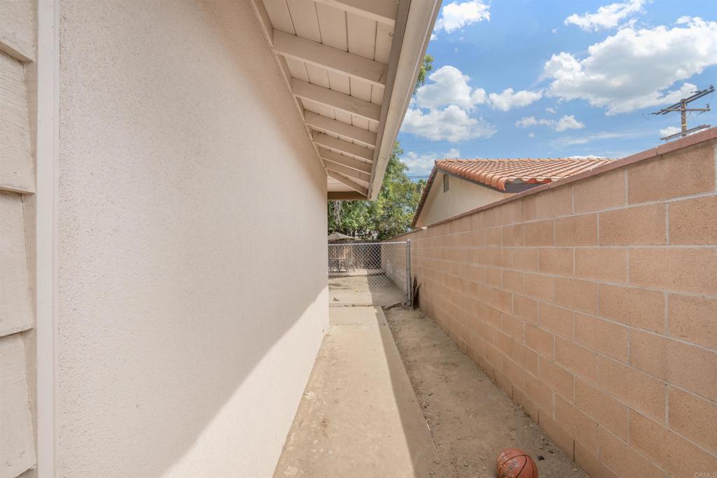 626 E Wright Street Property Photo 19