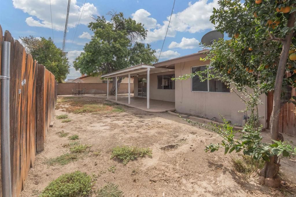 626 E Wright Street Property Photo 21
