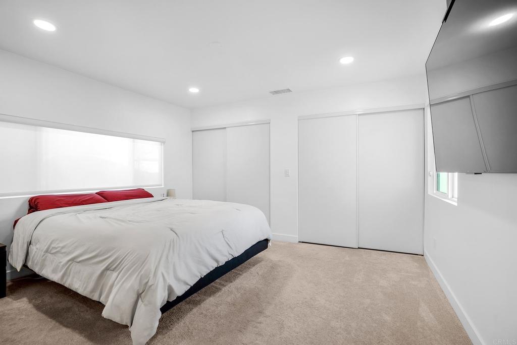 953 Maria Way Property Photo 15