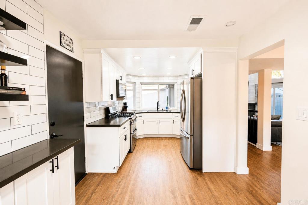30451 Red River Circle Property Photo 4