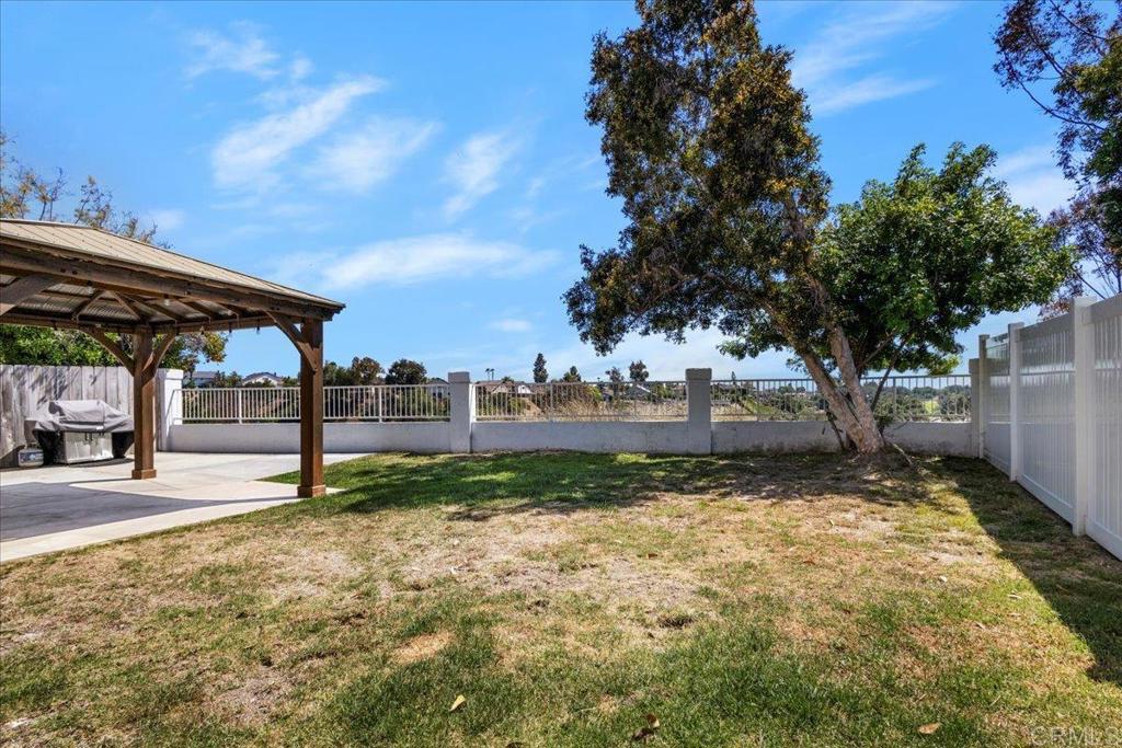 1908 Clearbrook Drive Property Photo 4