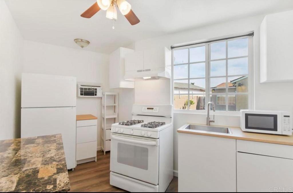 3974 Daves Way Property Photo 17