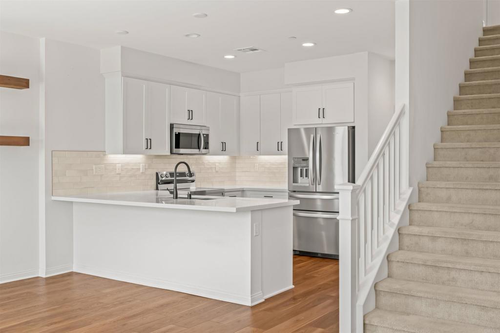 10353 Graphite Street Property Photo 5