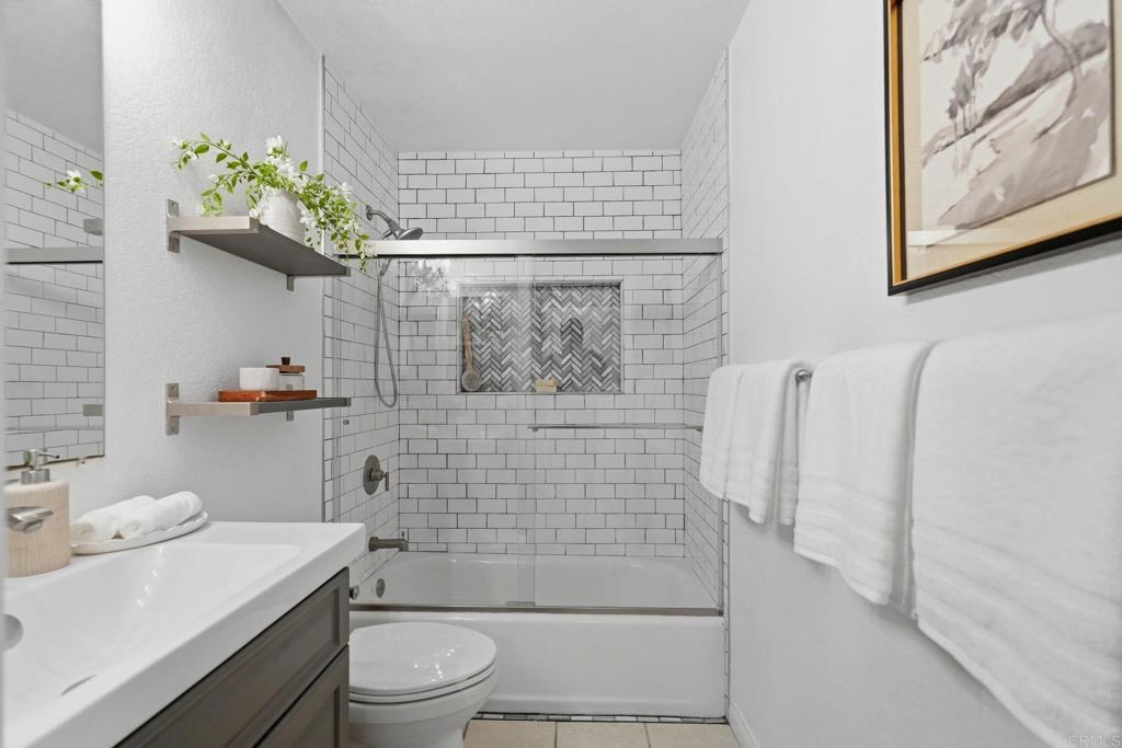 4175 Swift Avenue 3 Property Photo 20