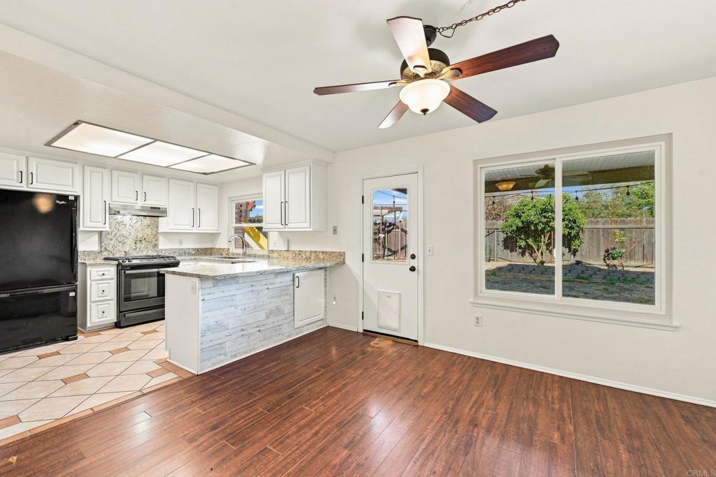 10355 Paseo Palmas Dr. Property Photo 5