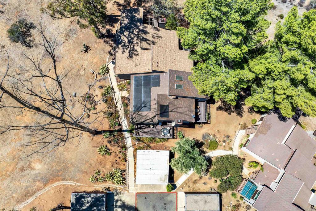 15720 Davis Cup Lane Property Photo 4