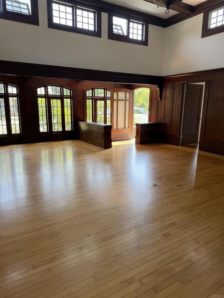 800 A Property Photo 6
