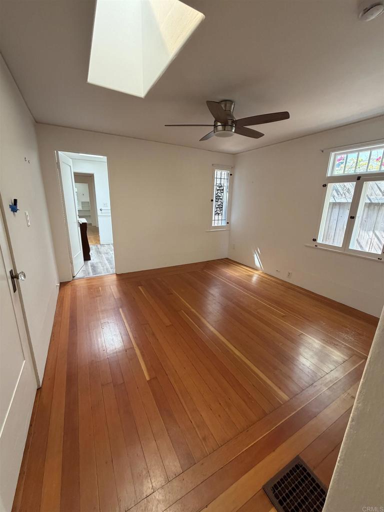 800 A Property Photo 12