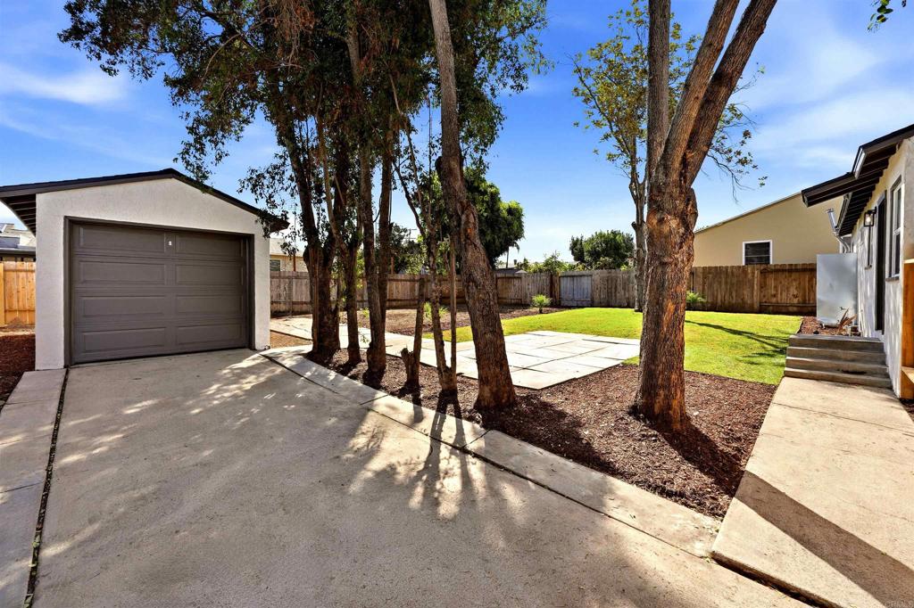 4231 54th Place Property Photo 23