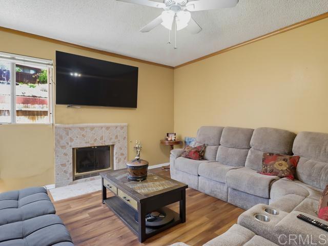 5949 Tonawanda Drive Property Photo 5
