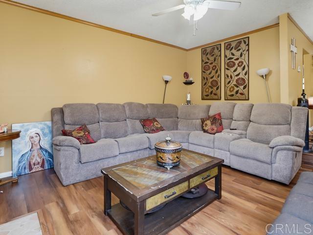 5949 Tonawanda Drive Property Photo 6