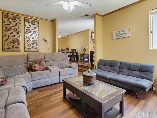 5949 Tonawanda Drive Property Photo 7