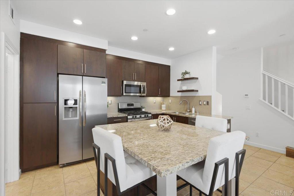 2118 Cosmo Way Property Photo 10