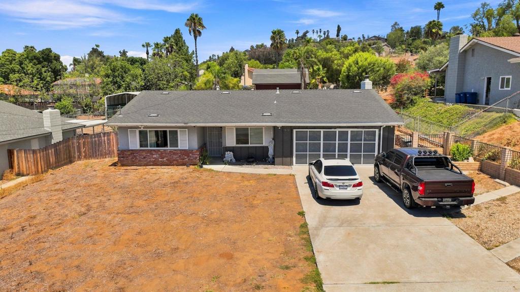 1572 Hidden Mesa Road Property Photo