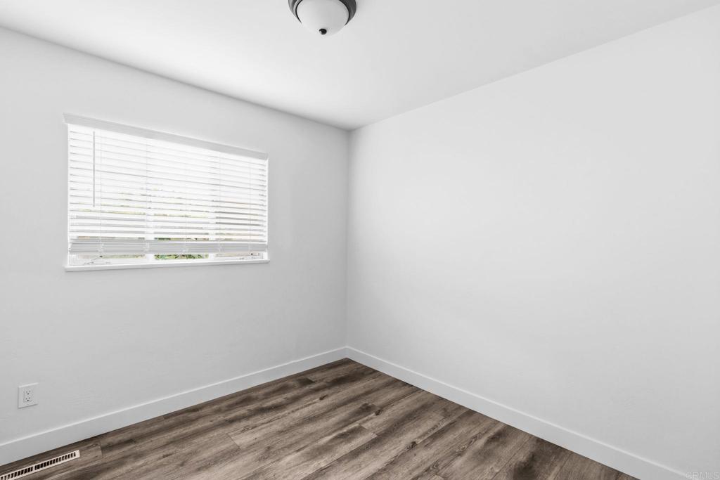 4850 69th Place Property Photo 16