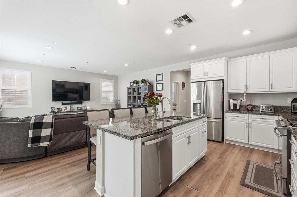 2044 Avenida Andanza Property Photo 1
