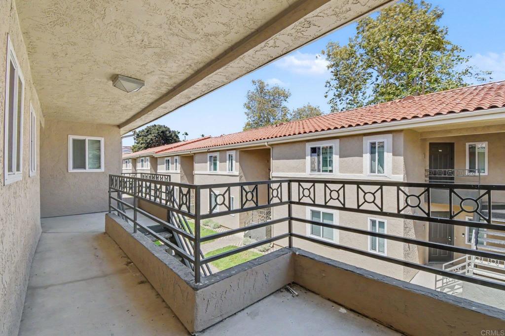 7405 Charmant Dr 2022 Property Photo 23